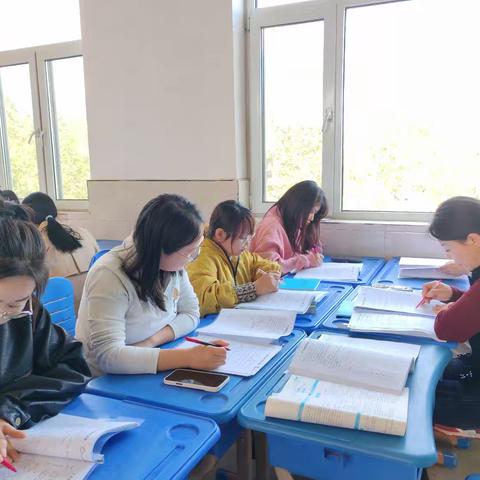 集体备课凝智慧，共同研讨促成长——广平县第四实验小学集体备课活动