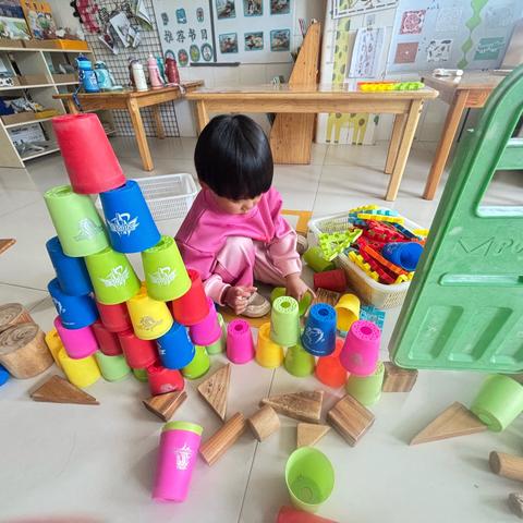 小托班建构区区域观察记录