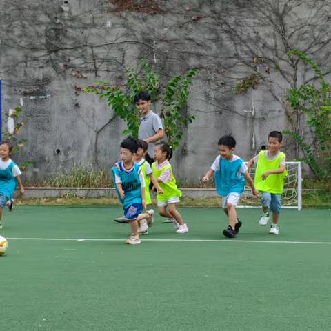 ⚽️  “足”梦未来，“球”动童心⚽️