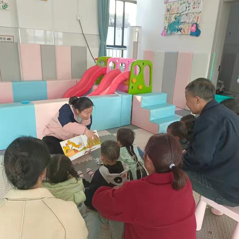 【跟着绘本来成长】——集体故事会《母鸡萝丝去散步》