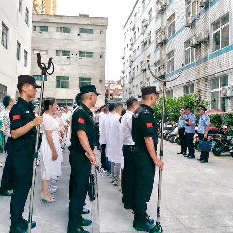 “警医联动”筑牢安全防线——安康市公安局恒口分局联合恒口示范区中心医院开展最小应急单元培训演练