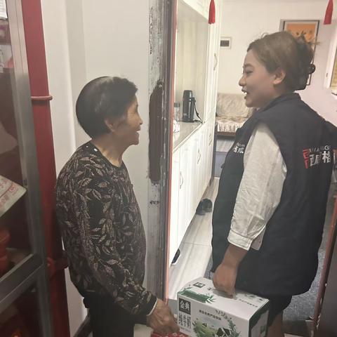 情系高龄老人 入户慰问暖人心