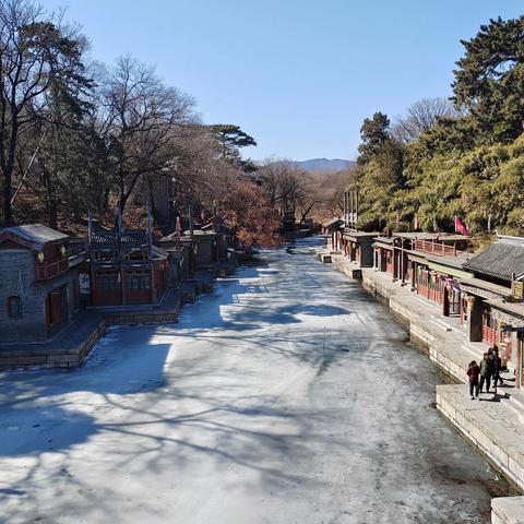 颐和园后山掠览（副本）