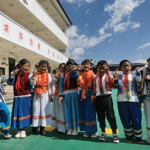 箐门小学、幼儿园2023年“五一国际劳动节”致家长们的一封信