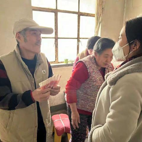 纬北路街道开展“失独不失爱，真情暖人心”春节走访慰问活动