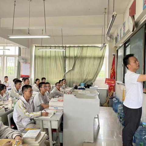 精彩课堂展风采，示范引领促提升——开远市高中数学胡进云名师工作室活动简报（第二十三期）