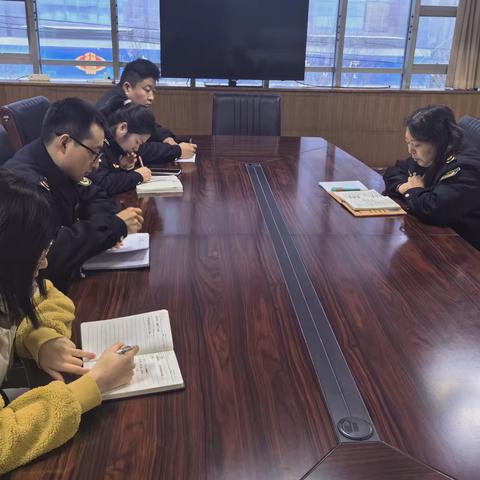 学习传达强思想，安排部署严落实--区局党政办公室召开工作例会