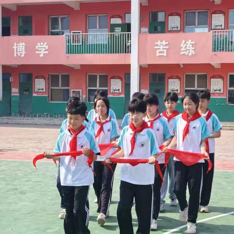 干集中心小学少年先锋队入队仪式