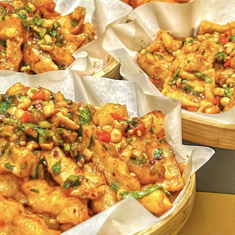 “香”约炸洋芋——昆明市西山金岸幼儿园大五班生活体验活动