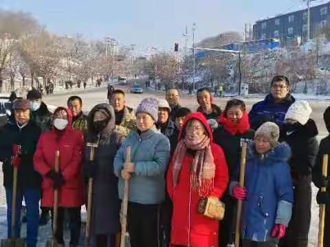 新年降瑞雪，党群除雪忙——老虎台街道东山社区2024元旦除雪情况信息