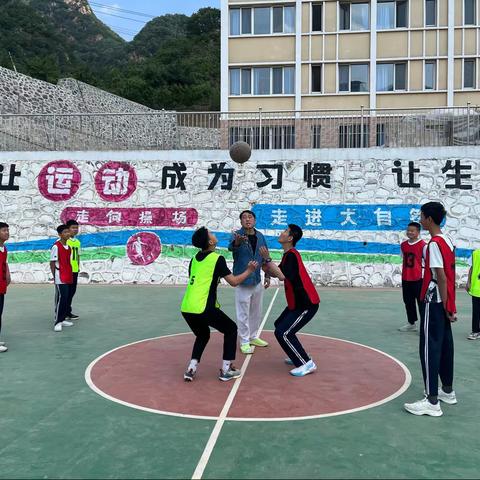 青松岭中学篮球争霸赛