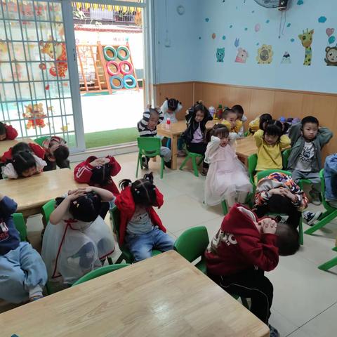 浓情五月，因爱而美"金苹果幼儿园中三班5月美篇