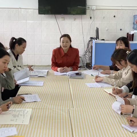 罗江区“罗莉教育名师工作室”送教下乡磨课研课活动（鄢家站）