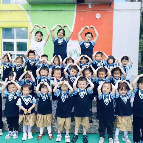 广旺七五六幼稚园豆一班第十八周精彩回顾