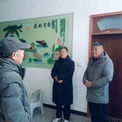 暖冬家访路，美德润童心——朱集一中校领导走访慰问“美德少年”纪实