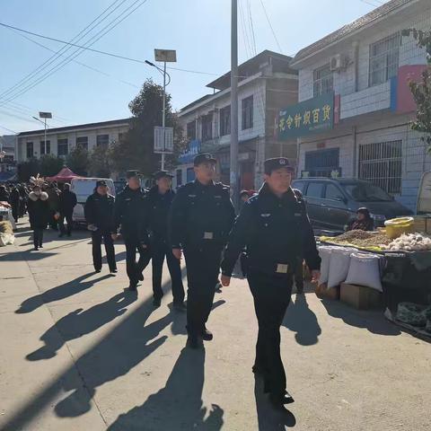 【冬季行动】菜园派出所： 大集巡逻排隐患，护航群众购年货