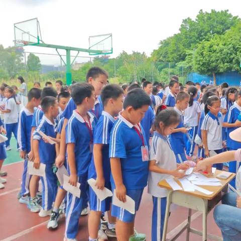 闯关趣无穷，乐学伴成长——记一二年级组学科知识游园会