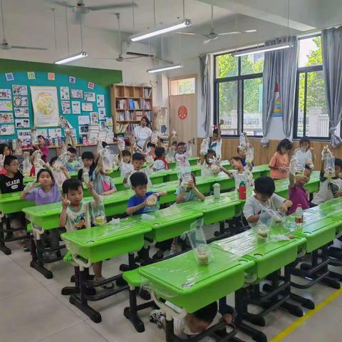 不负遇见，美好“食”刻——稠城三校101班家长课堂之《小小烘培师》