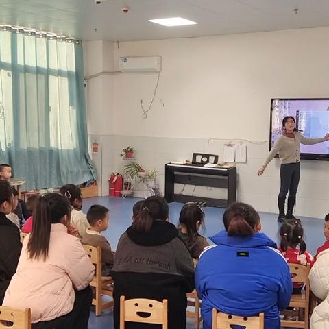 琉璃寺镇中心幼儿园中班户外综合区游戏谈话活动