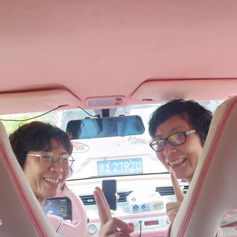 年高不坠凌云志，壮心未与年俱老