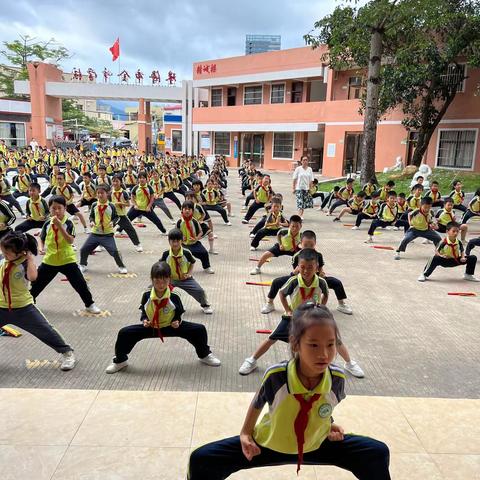 五月花开——金峰学校小学部204班5月成长相册