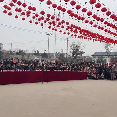 龙腾虎跃好郓来，乡村春晚载乡情-随官屯镇文昌苑小学注活力