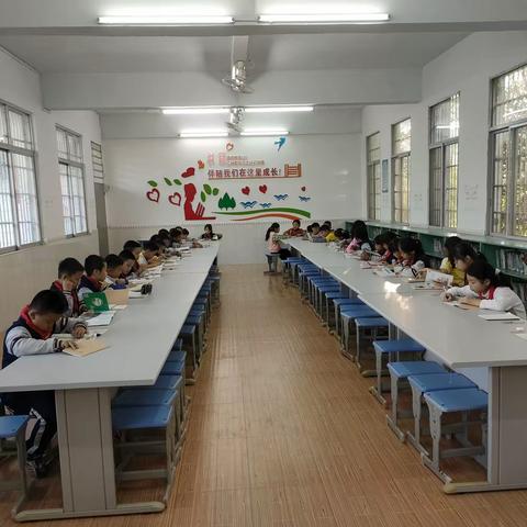 阅读之星  闪耀校园 —怀城街道龙西小学开展  我爱读书  我快乐  活动