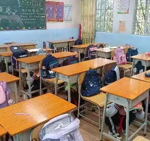 安全第一  预防为主—怀城街道龙西小学开展安全演练活动