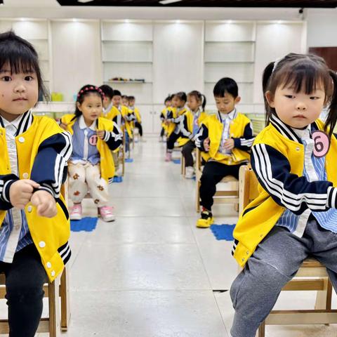 渝开学校附属幼儿园小二班：《生活技能大赛》