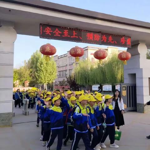 一朝步入画卷，一日梦回千年——文博学校开封研学之旅