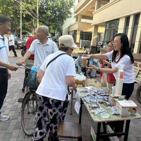 振头街道|玉成社区 炎炎夏日送清凉，一份特别的关爱