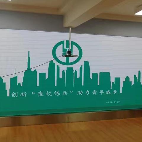 “夜校练兵”淬炼本领，“谈心谈话”引领方向