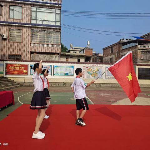 “学习二十大   争做好队员”——钟山镇龙马完小开展庆“六一”活动