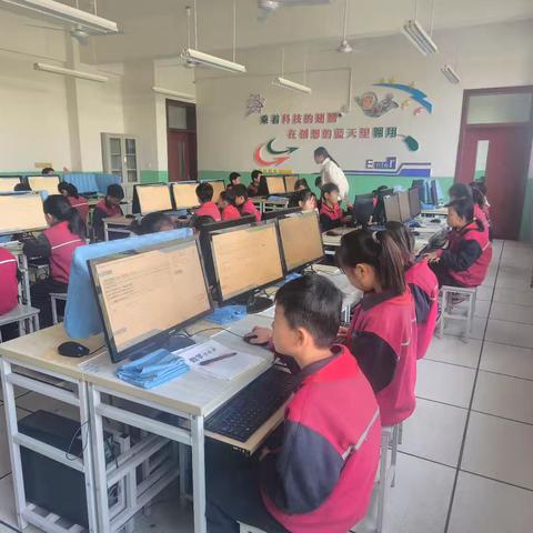 拾秋光，守秩序，共成长——新发李小学第十一周工作总结