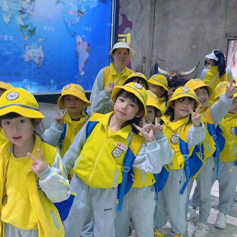 快乐谷爱贝儿幼儿园大三班“小人国研学”活动纪实