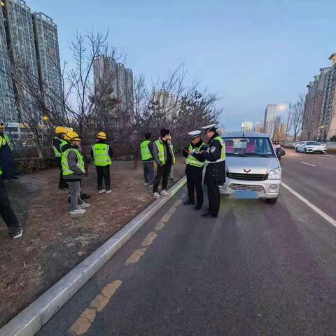 超员危害大，上路莫超员