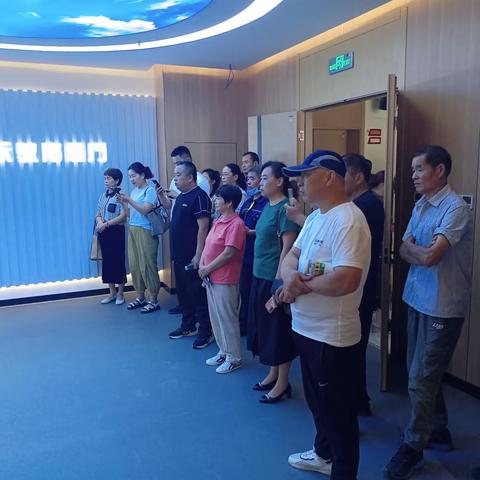唐王街道组织管区、村居党员干部到区反邪教警示教育中心参观学习