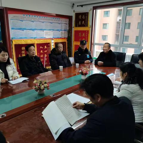 城管进社区 群众身边的贴心“管家”