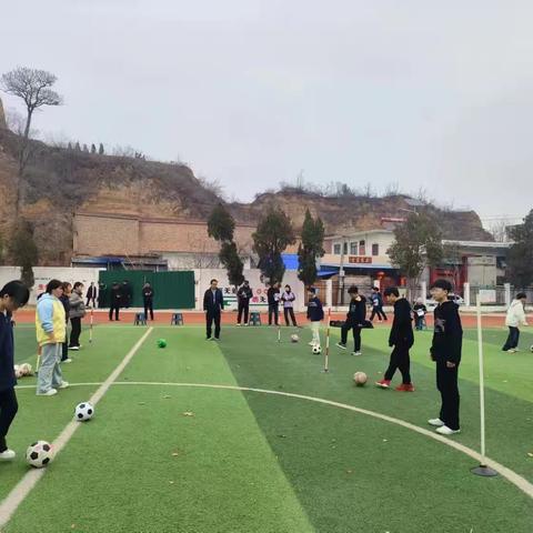 春风化雨润桃李 教苑扬帆启新程