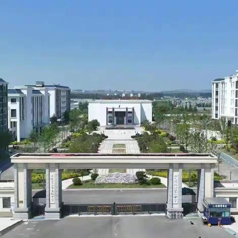 视导赋能领教学 深耕知行秋启航 ——县教体局到临沂一中文峰校区视导高三一轮备考工作