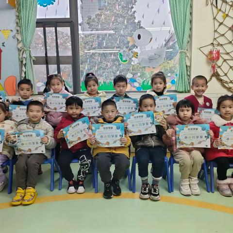 华锡幼儿园大班——👨‍🔬 玩转科学，快乐探索  👩‍🔬