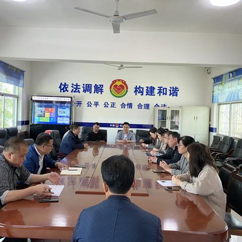 【临潼雨金】干群齐心大劳动  和美雨金再添彩——雨金街道“五一劳动节”工作纪实