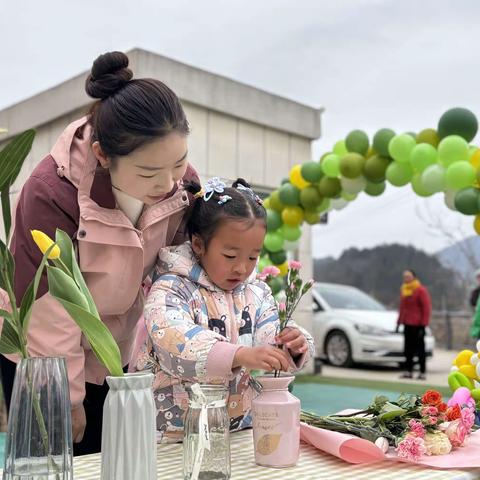 阳春三月 幼见美好——新县潢河幼儿园中一班三月份总结