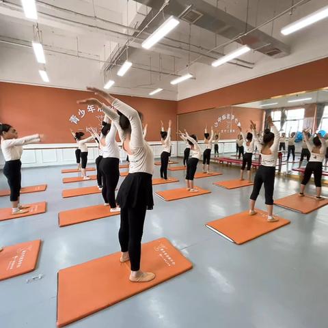 中段一班四月份课堂记录