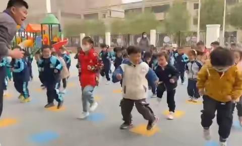 华电幼儿园金麦班——四月生活剪影