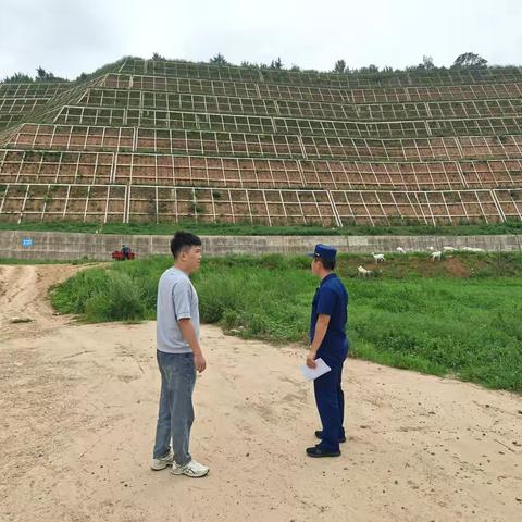 太平镇消防所联合镇应急科对辖区地质灾害点开展情况摸排