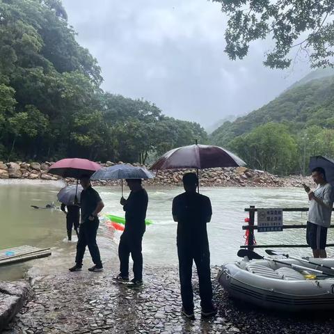 一都镇普礼村开展巡河活动