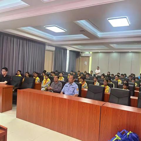 呵护阳光心灵，护航快乐成长——新坡中心小学心理健康、禁毒普法进校园主题教育活动