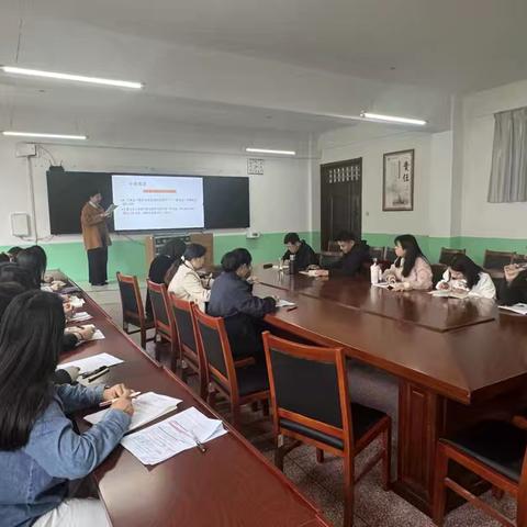 研失求进，笃行不怠.