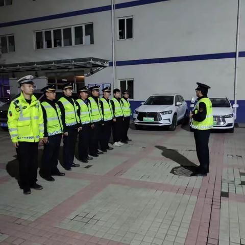 加强夜间督导检查、规范渣土清运秩序
